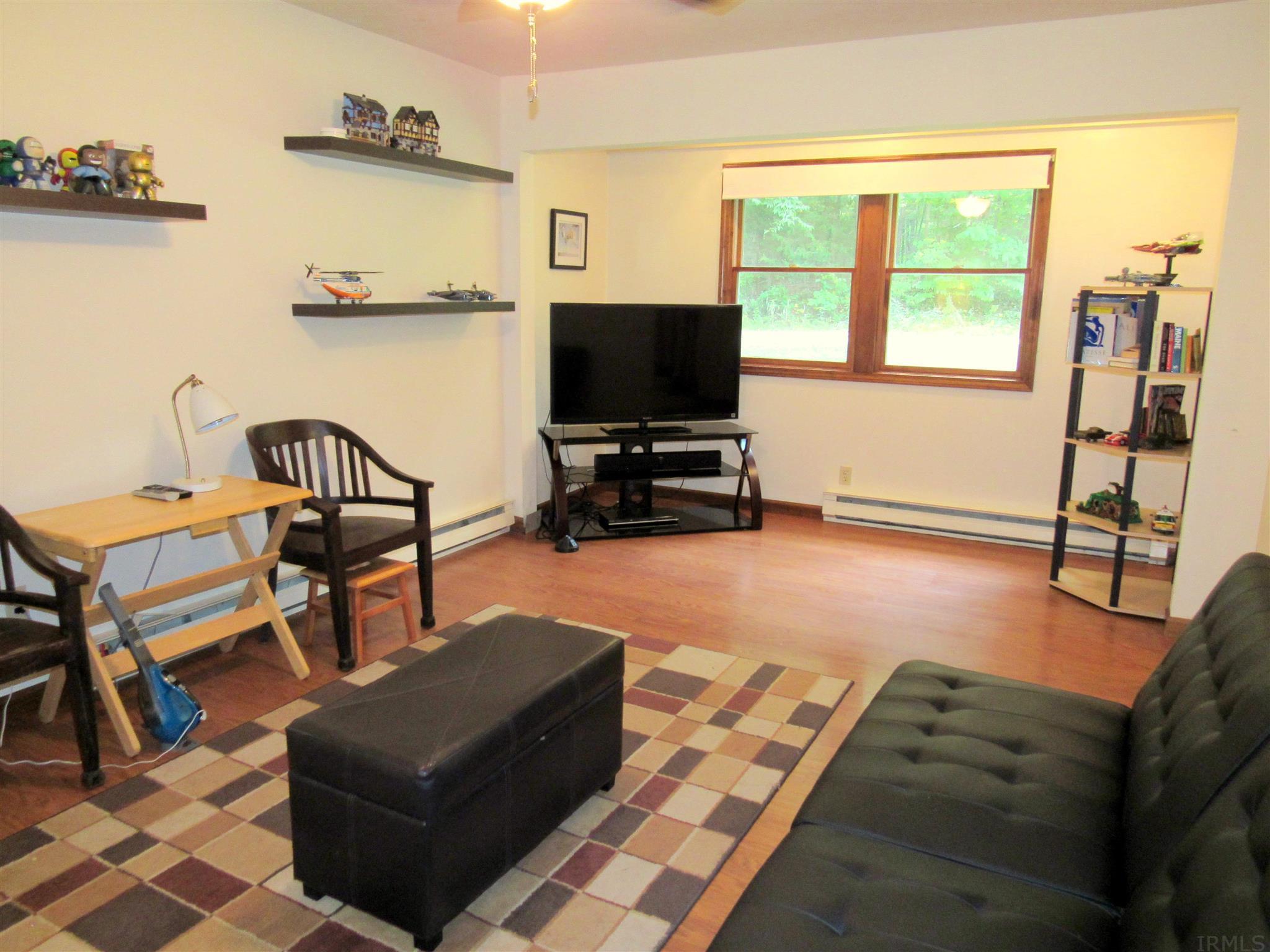 3894 East Dora Road Bloomington, IN 47408 - Photo 6 of 32