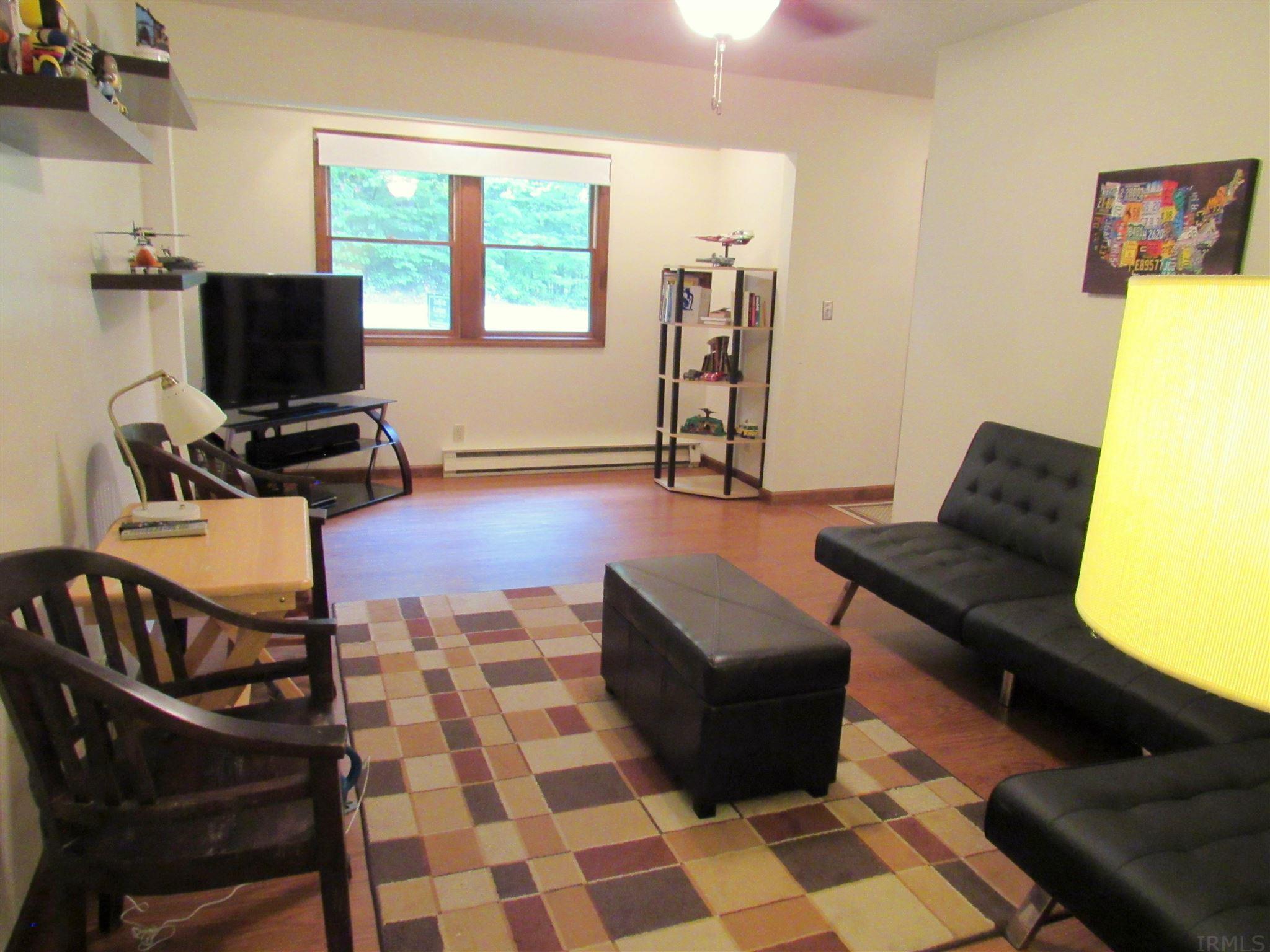 3894 East Dora Road Bloomington, IN 47408 - Photo 7 of 32