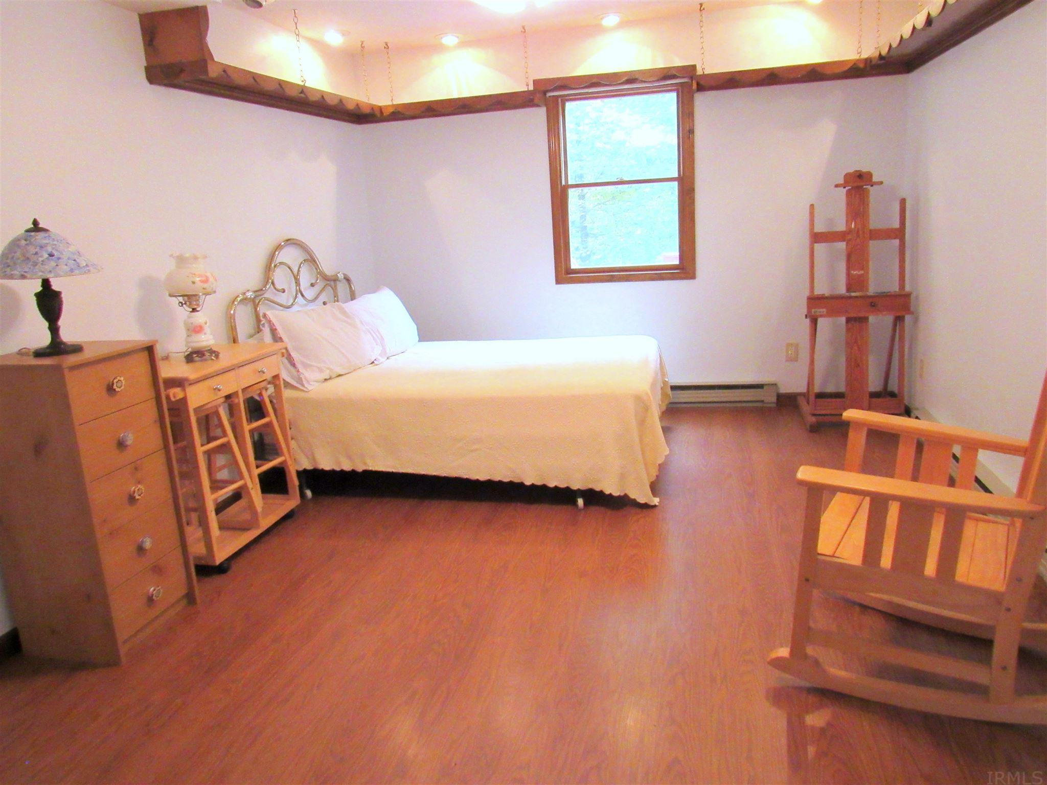 3894 East Dora Road Bloomington, IN 47408 - Photo 9 of 32