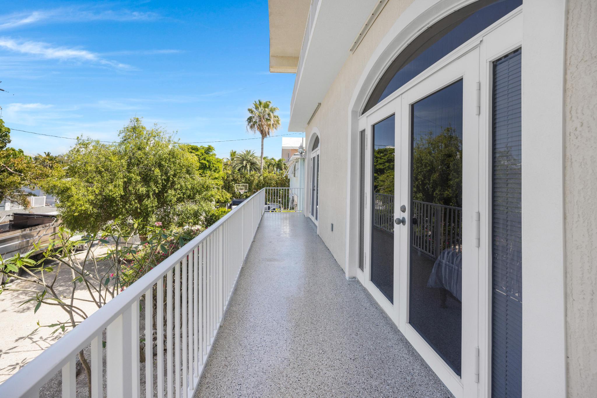 247 Apache Street Tavernier, FL 33070 - Photo 18 of 94 Main Level Front Deck