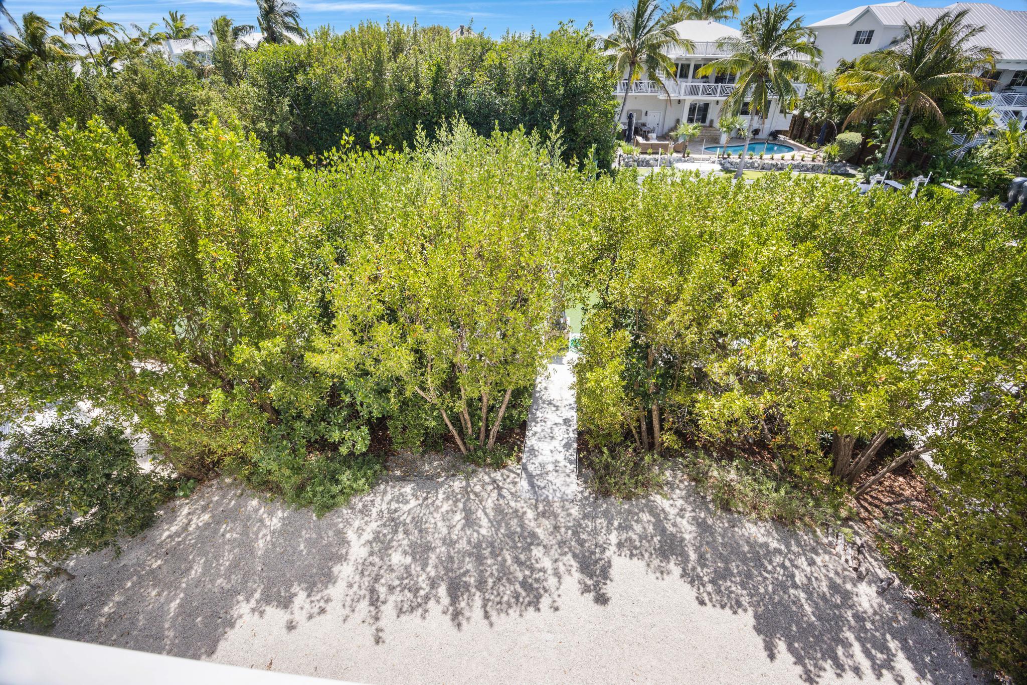 247 Apache Street Tavernier, FL 33070 - Photo 48 of 94 View from Primary Suite Deck