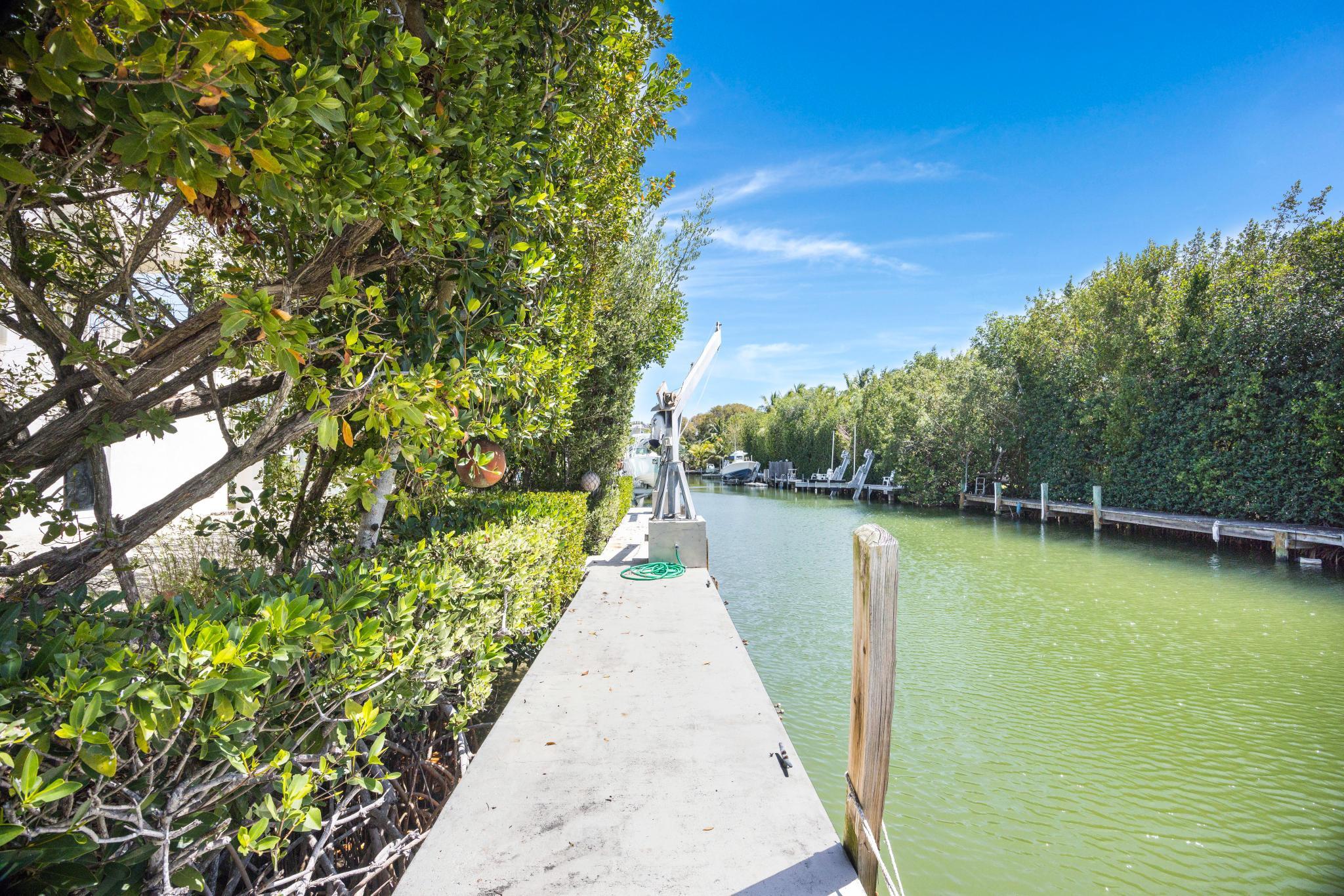 247 Apache Street Tavernier, FL 33070 - Photo 63 of 94 Canal