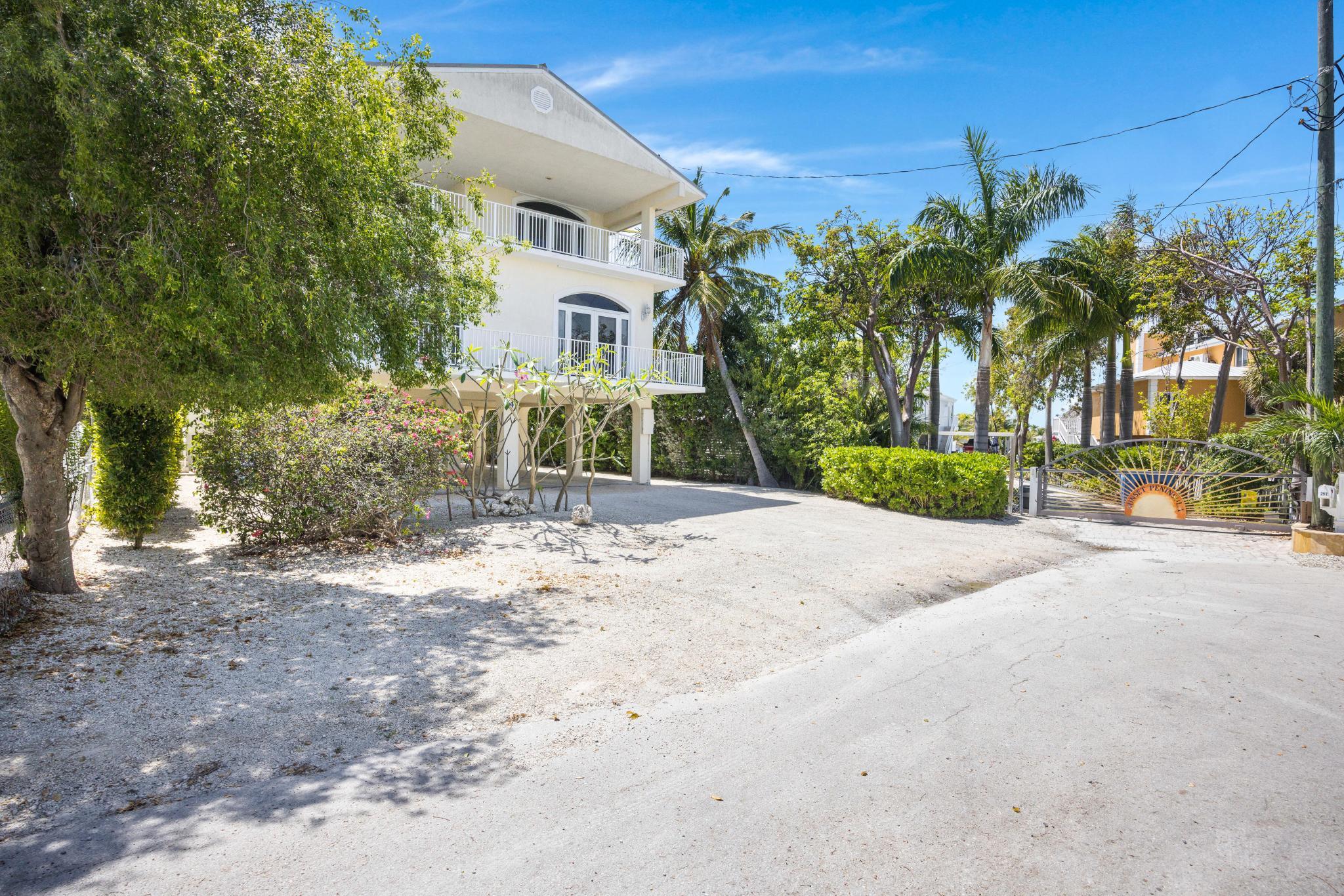 247 Apache Street Tavernier, FL 33070 - Photo 74 of 94 Street View