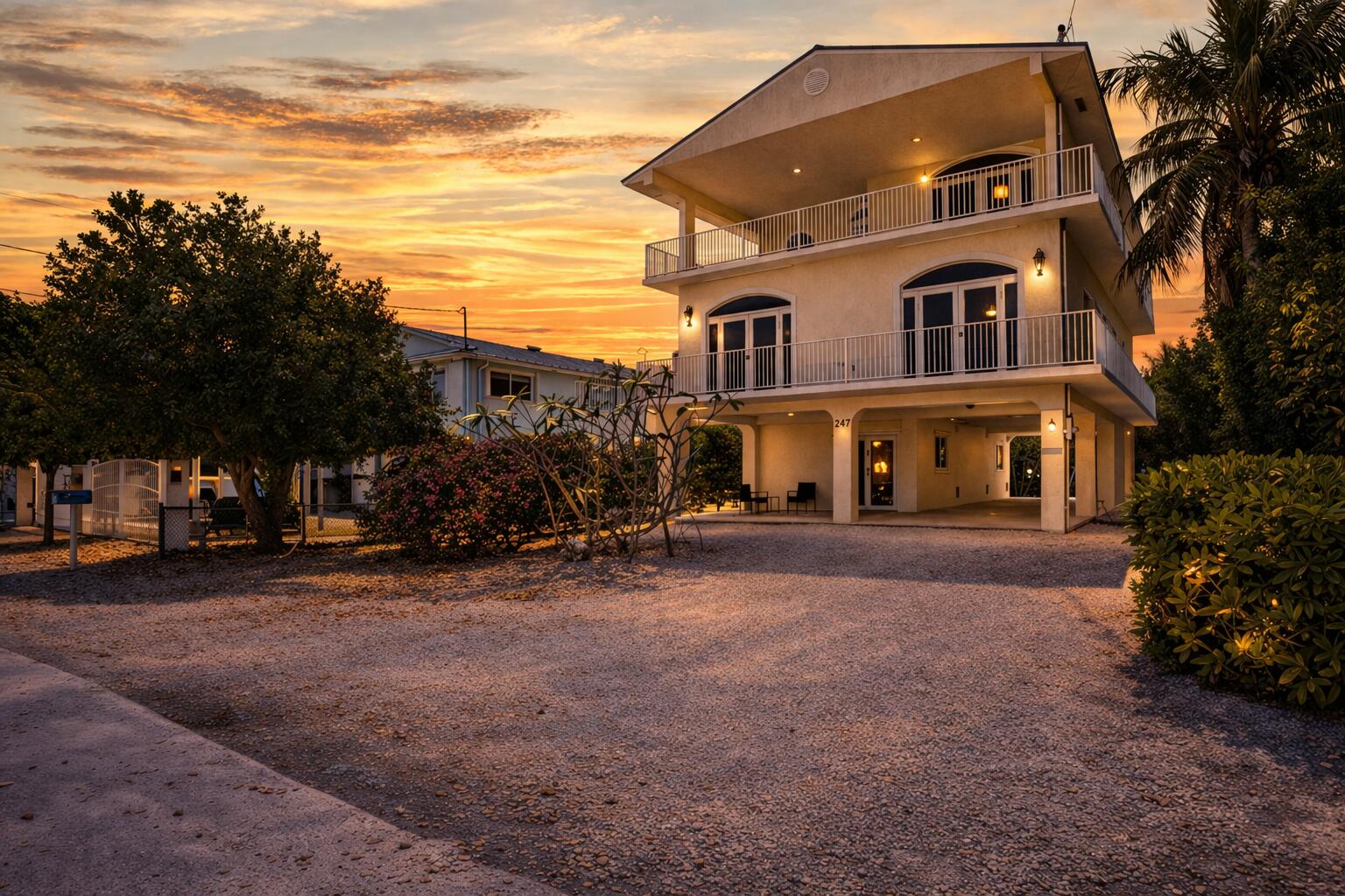 247 Apache Street Tavernier, FL 33070 - Photo 77 of 94 Street View at Twilight
