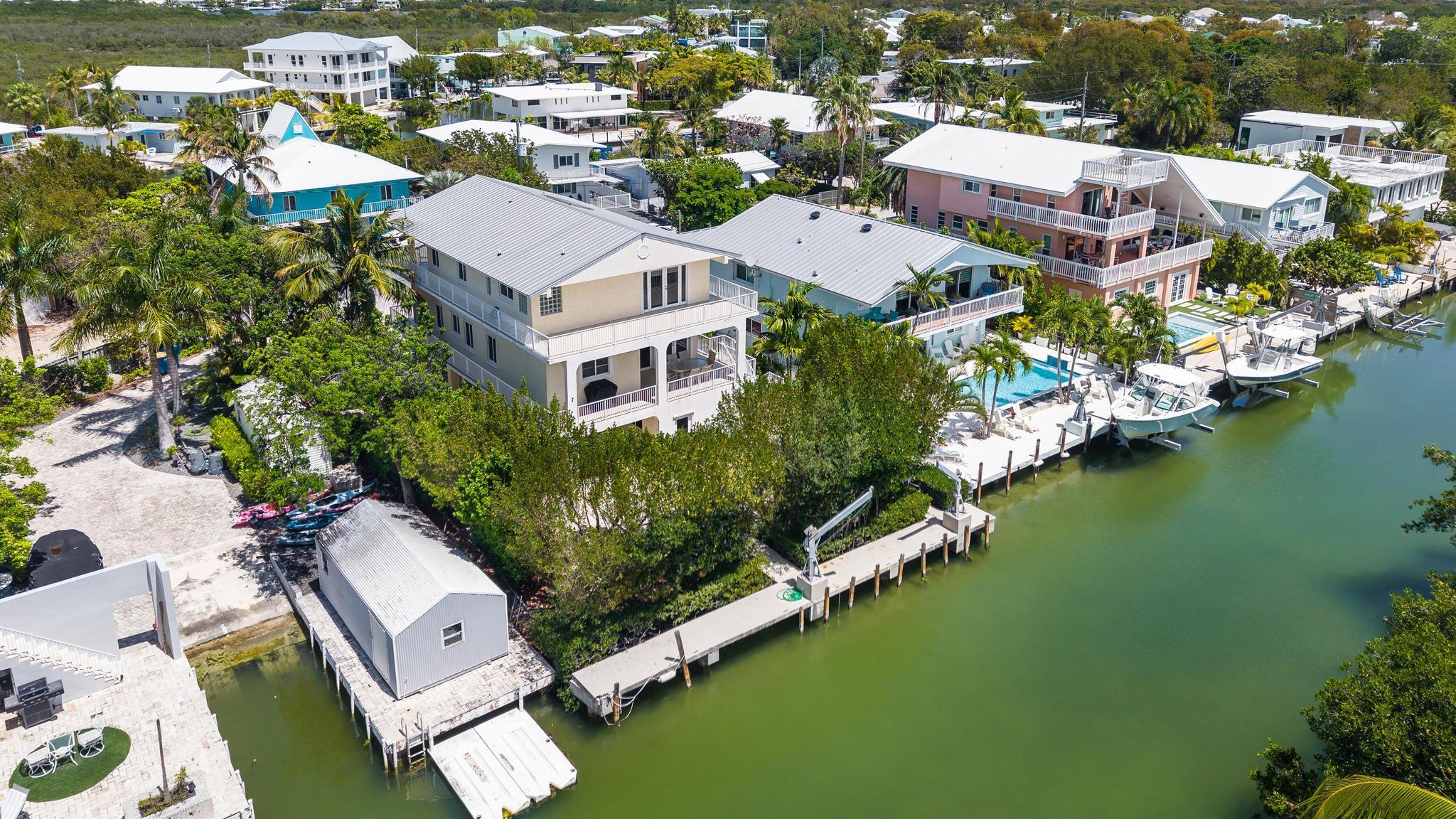 247 Apache Street Tavernier, FL 33070 - Photo 81 of 94 Canal Aerial View