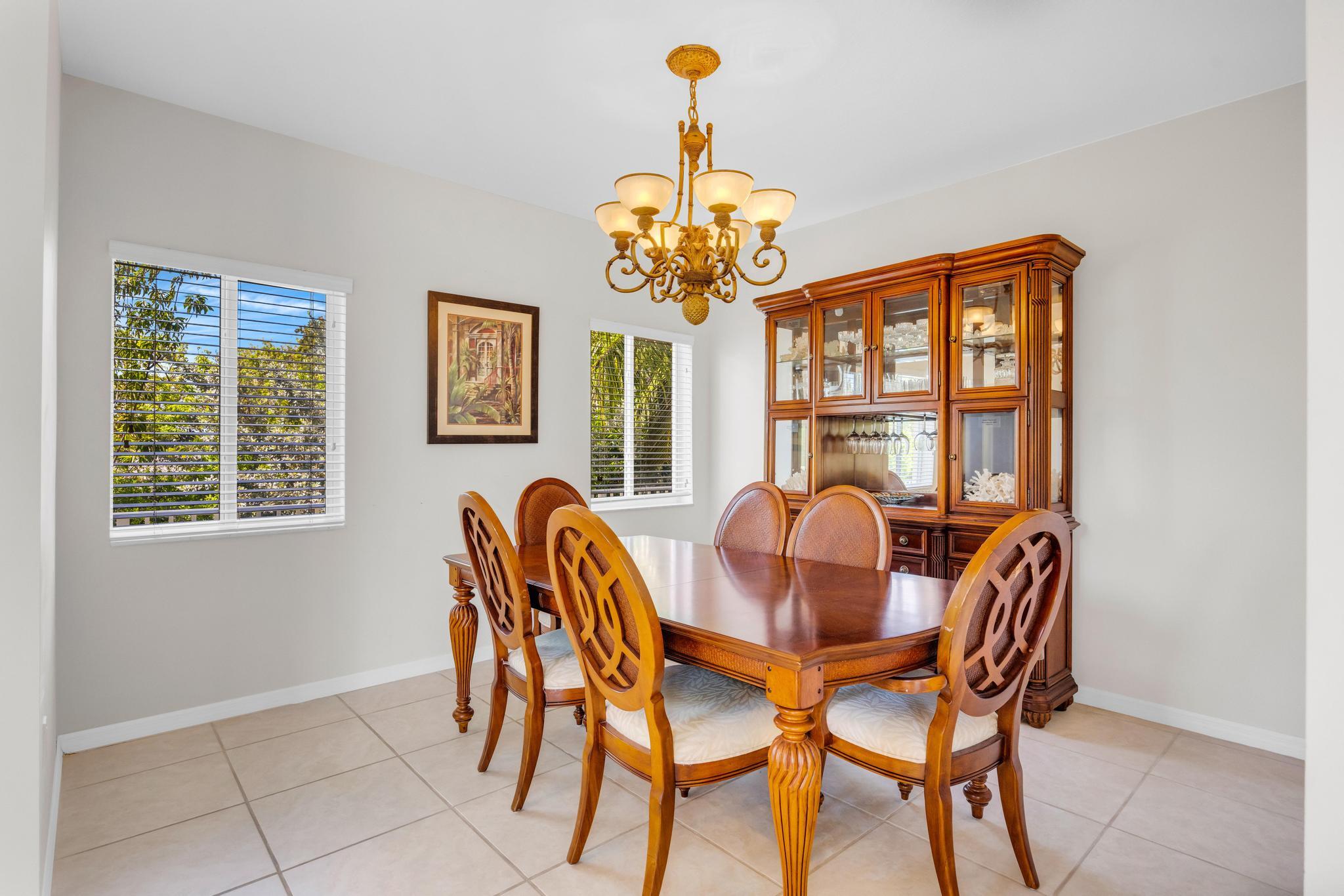 247 Apache Street Tavernier, FL 33070 - Photo 9 of 94 Dining Room