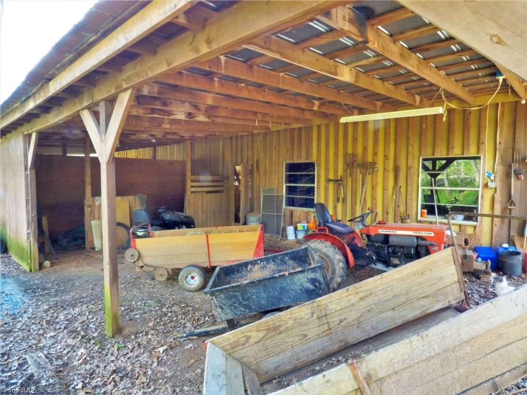 612 Mock Road High Point, NC 27265 - Photo 14 of 30