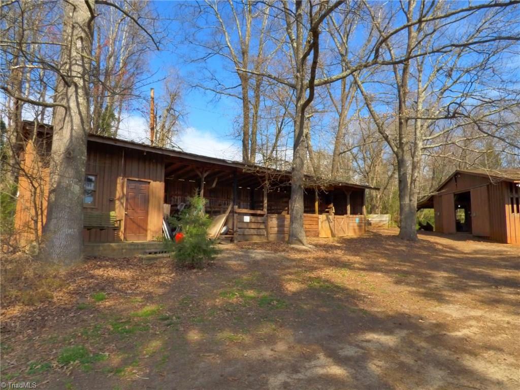 612 Mock Road High Point, NC 27265 - Photo 9 of 30