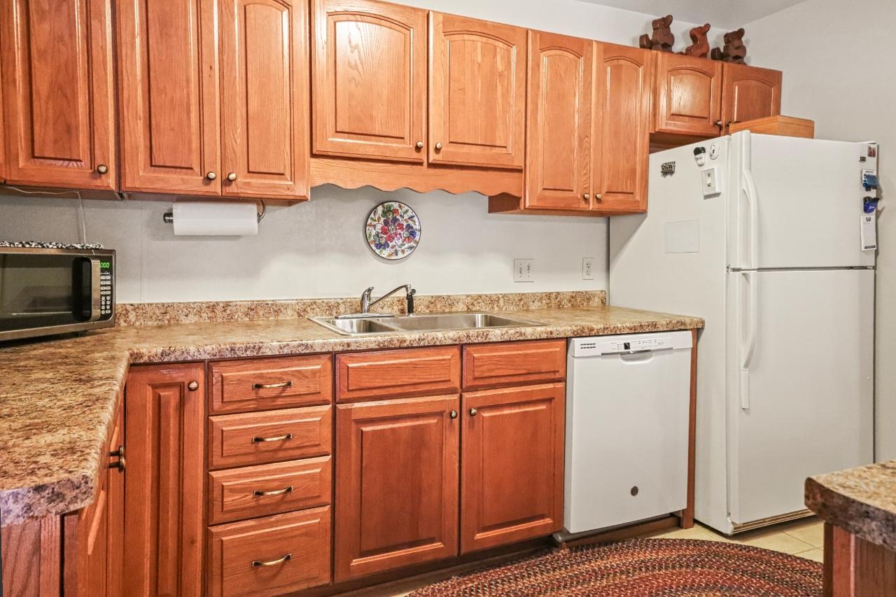 11389 Airport Road Woodruff, WI 54568 - Photo 16 of 42 Gallery Image 16