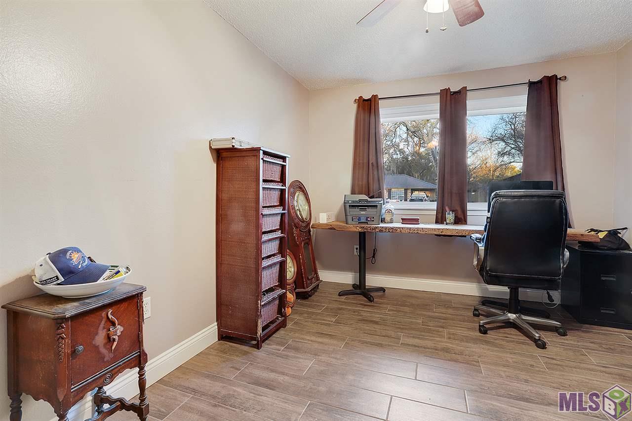10056 Ridgely Drive Baton Rouge, LA 70809 - Photo 11 of 17