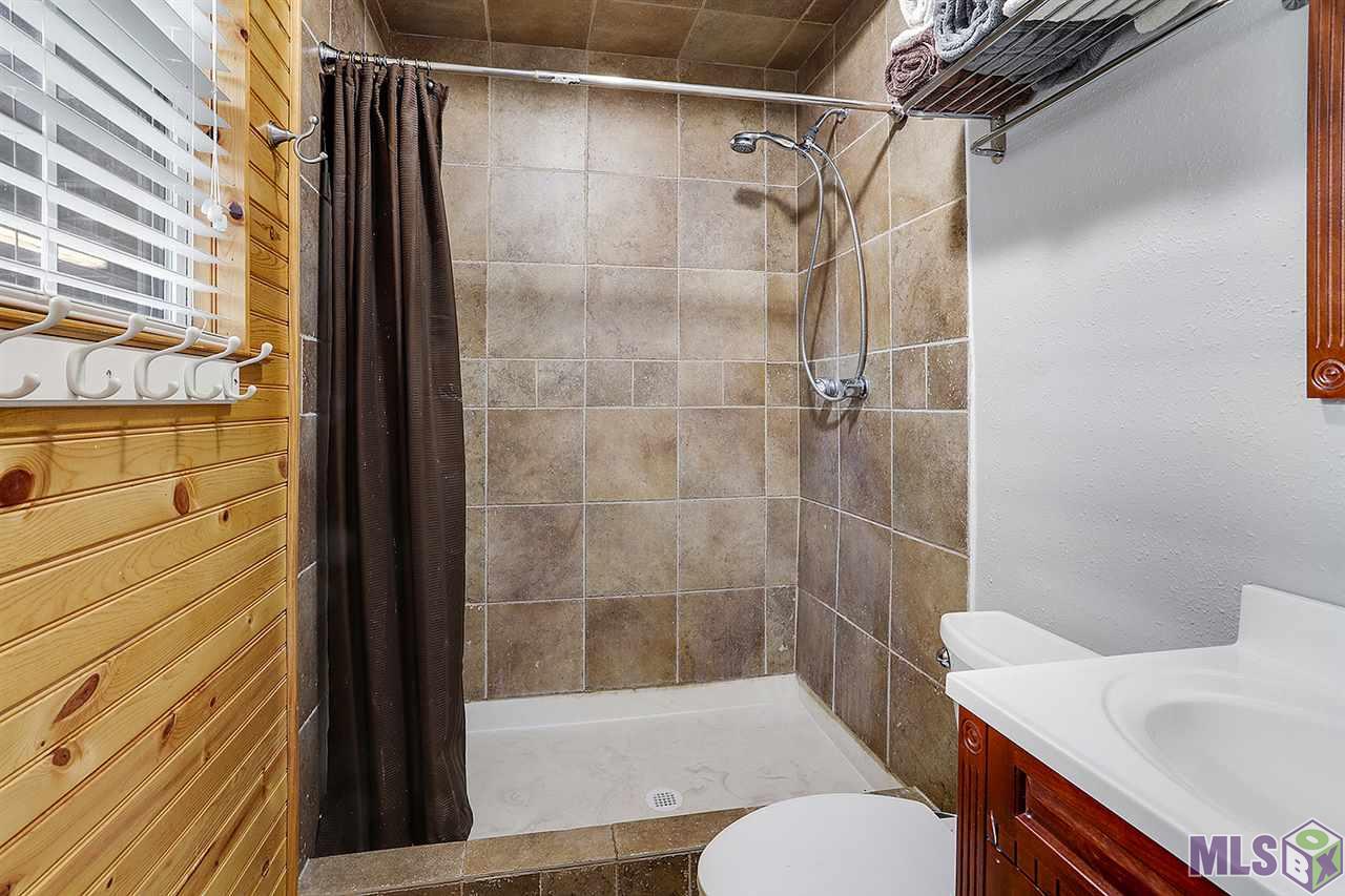 10056 Ridgely Drive Baton Rouge, LA 70809 - Photo 5 of 17