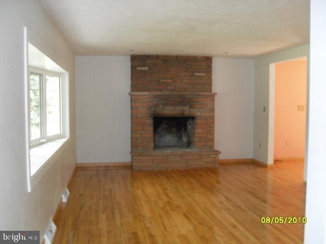 1506 Mission Road Lancaster, PA 17601 - Photo 3 of 7