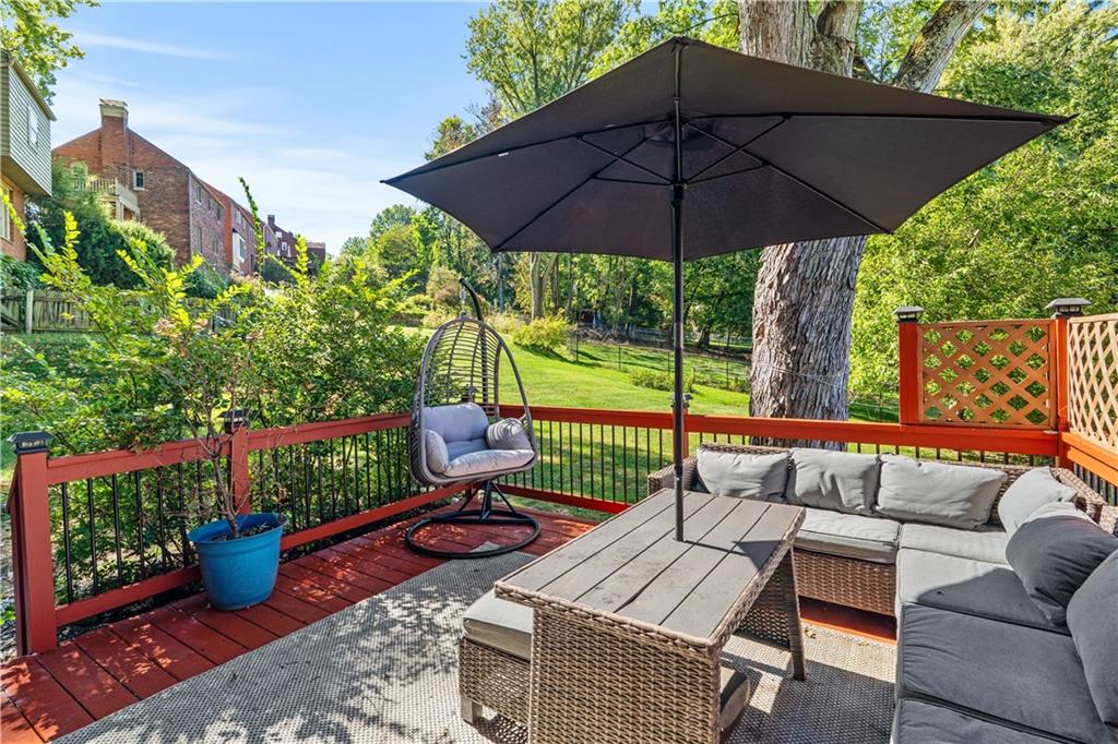 552 Audubon Avenue Pittsburgh, PA 15228 - Photo 23 of 30 a view of an outdoor sitting area with furniture