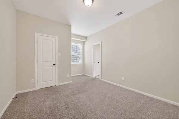 $2,000 | 134 Mimosa Silk Court, Montgomery, TX 77316
