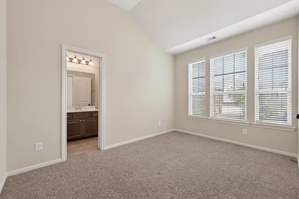 $2,000 | 134 Mimosa Silk Court, Montgomery, TX 77316