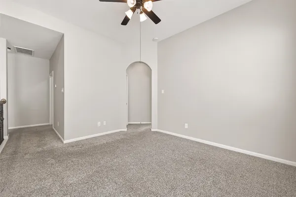 $2,000 | 134 Mimosa Silk Court, Montgomery, TX 77316