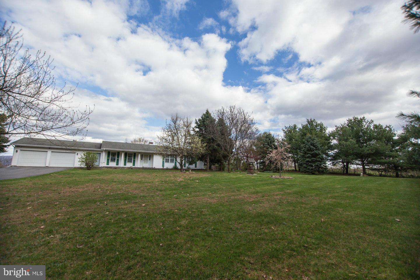 6217 Timber Ridge Road Berkeley Springs, WV 25411 - Photo 3 of 30 Exterior (Front)