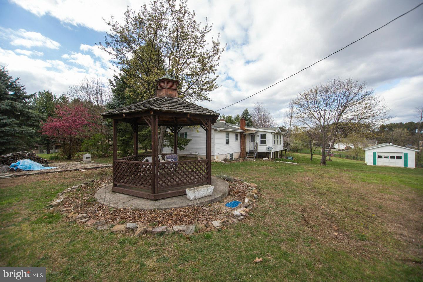 6217 Timber Ridge Road Berkeley Springs, WV 25411 - Photo 26 of 30 Gazebo