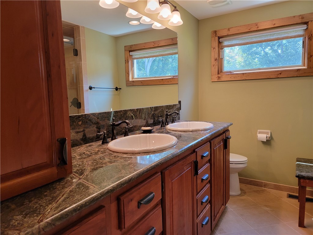 525 Broyles Point Road Townville, SC 29689 - Photo 34 of 48 Gallery Image 34
