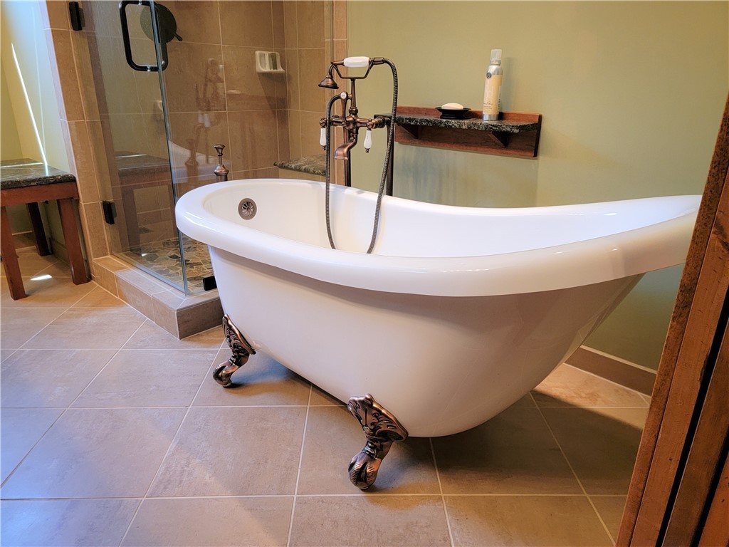 525 Broyles Point Road Townville, SC 29689 - Photo 35 of 48 Gallery Image 35