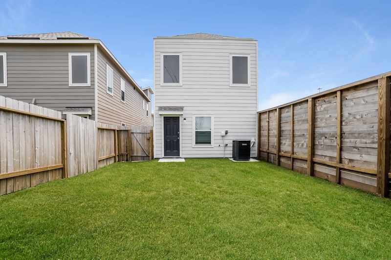 15235 Estrella Road West Houston, TX 77073 - Photo 2 of 14