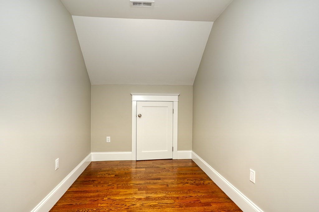 9 Morrison Road Burlington, MA 01803 - Photo 15 of 33 Gallery Image 15
