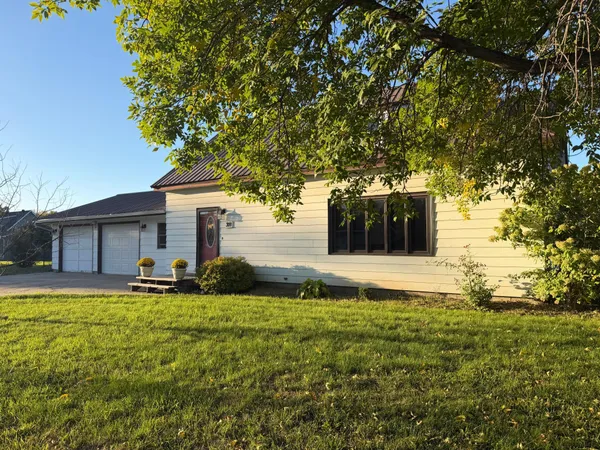 $225,000 | 301 12th Avenue East, Lisbon, ND 58054