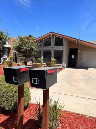 $575,000 | 3136 West Austin Way, Fresno, CA 93722