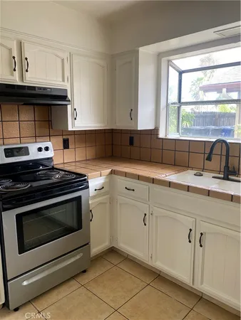 $575,000 | 3136 West Austin Way, Fresno, CA 93722