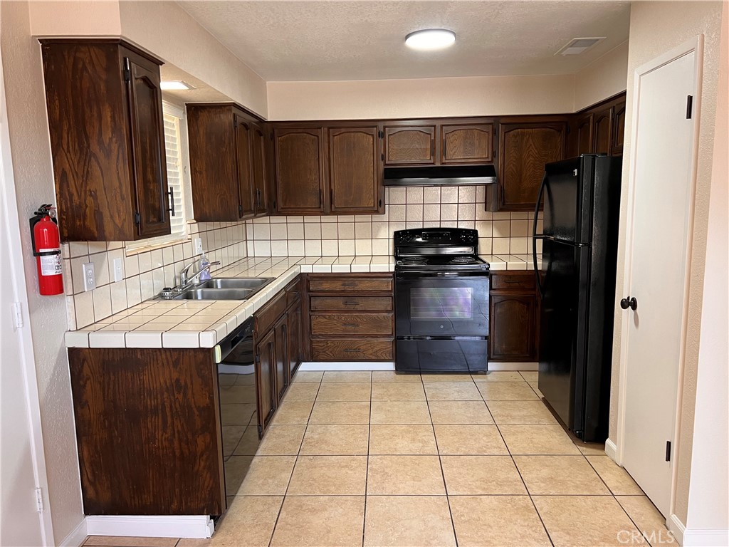 3136 West Austin Way Fresno, CA 93722 - Photo 4 of 49 Unit 101