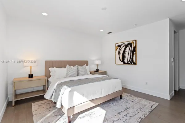 $2,285,000 | 3052 Day Avenue, Unit 2, Miami, FL 33133