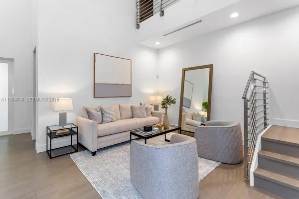 $2,285,000 | 3052 Day Avenue, Unit 2, Miami, FL 33133