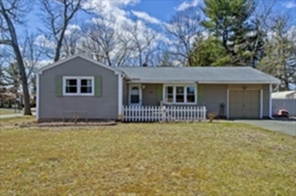 1671 South Branch Parkway Springfield, MA 01129 - Photo 1 of 16