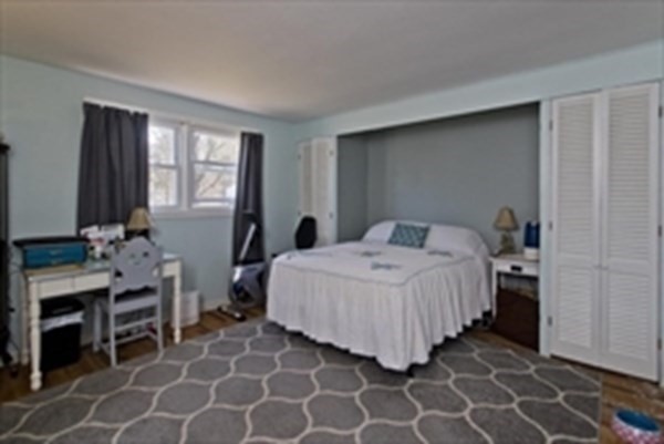 1671 South Branch Parkway Springfield, MA 01129 - Photo 11 of 16