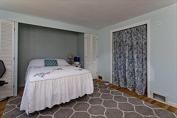 1671 South Branch Parkway Springfield, MA 01129 - Photo 12 of 16