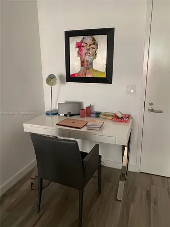 $5,900 | 460 Northeast 28th Street, Unit 2807, Miami, FL 33137