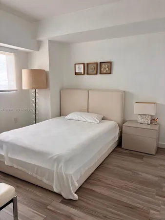 $5,900 | 460 Northeast 28th Street, Unit 2807, Miami, FL 33137