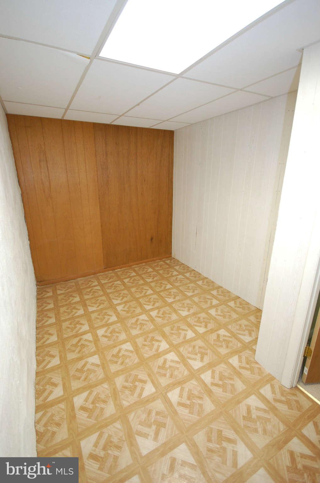3132 Castleleigh Road Silver Spring, MD 20904 - Photo 22 of 25 a view of empty room