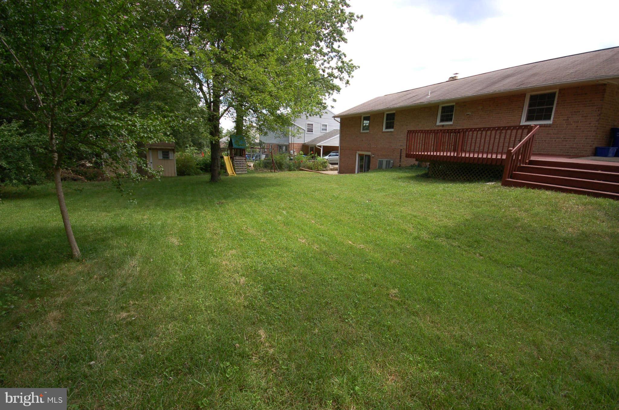 3132 Castleleigh Road Silver Spring, MD 20904 - Photo 24 of 25 a house view with a garden space
