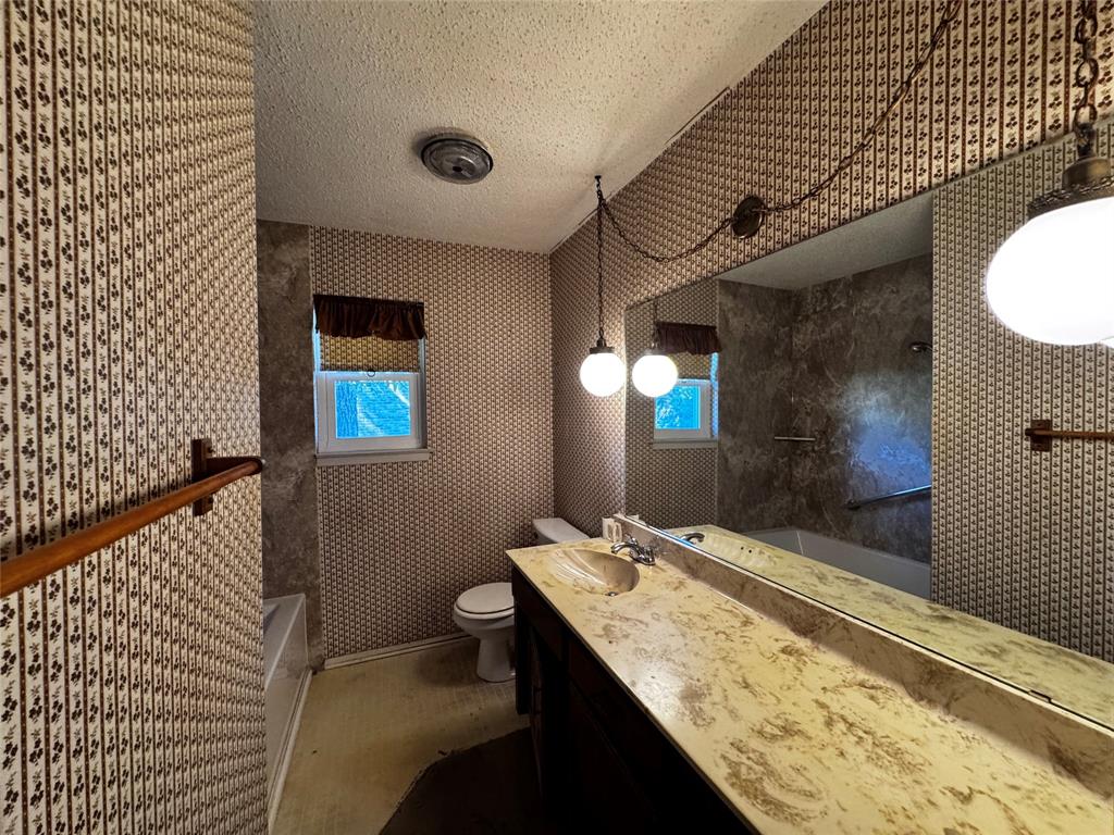 1328 Timbercreek Road Benbrook, TX 76126 - Photo 12 of 17 Gallery Image 12