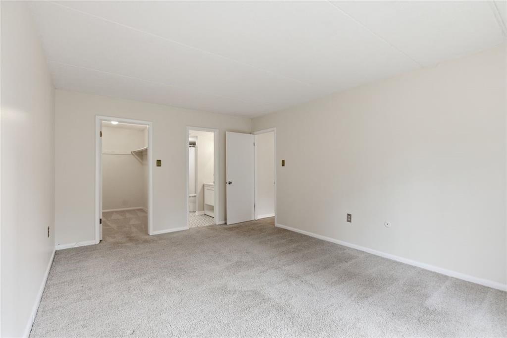 2160 Greentree Road, Unit 405W Pittsburgh, PA 15220 - Photo 21 of 32