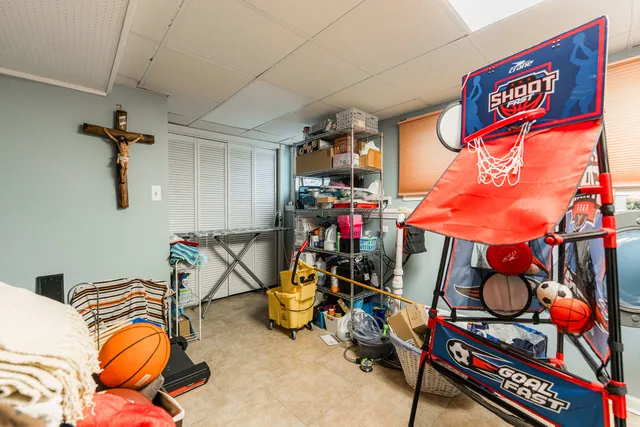 $450,000 | 1527 West Holtz Avenue, Addison, IL 60101