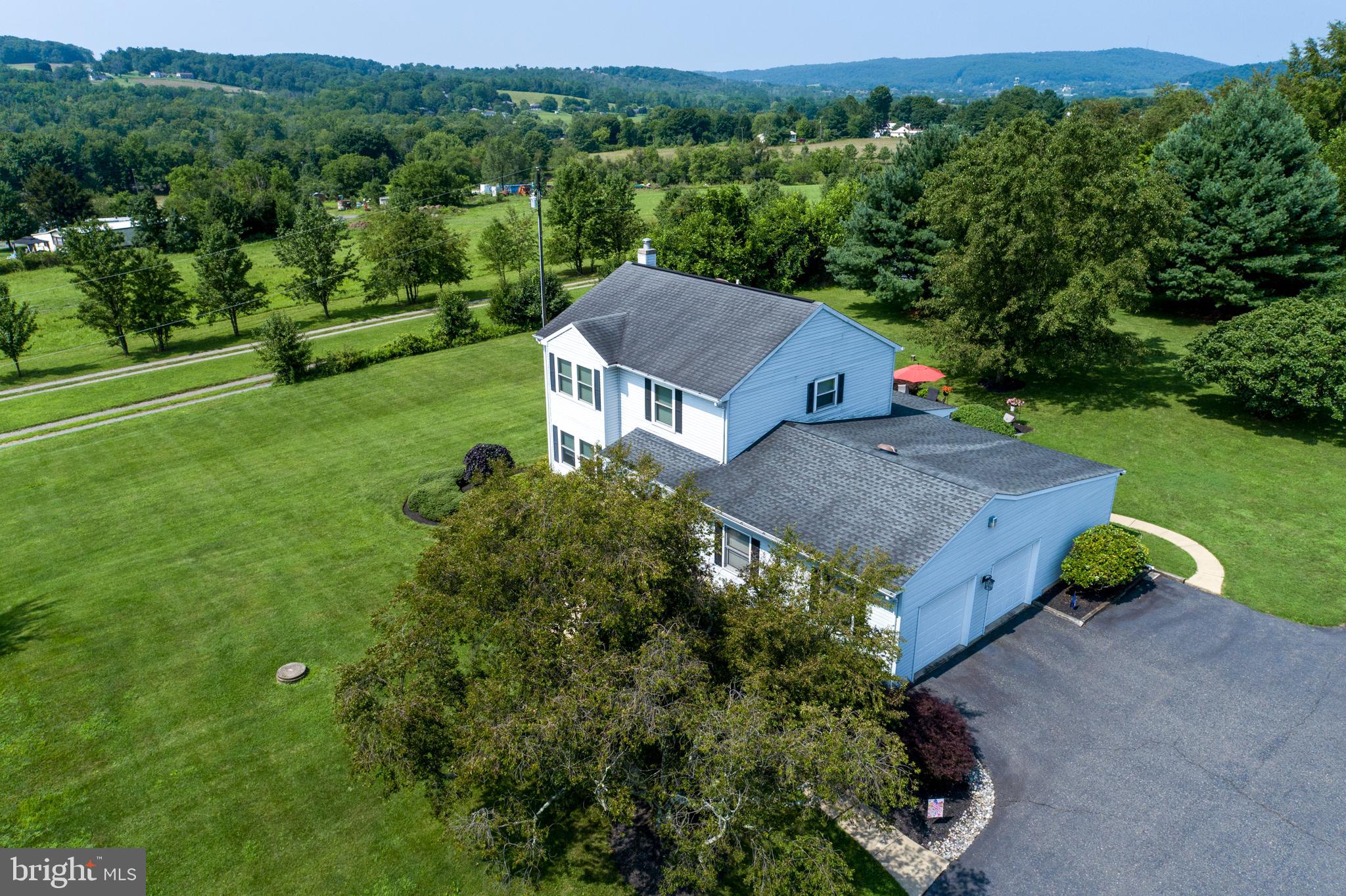 1029 Hosensack Road Palm, PA 18070 - Photo 3 of 46