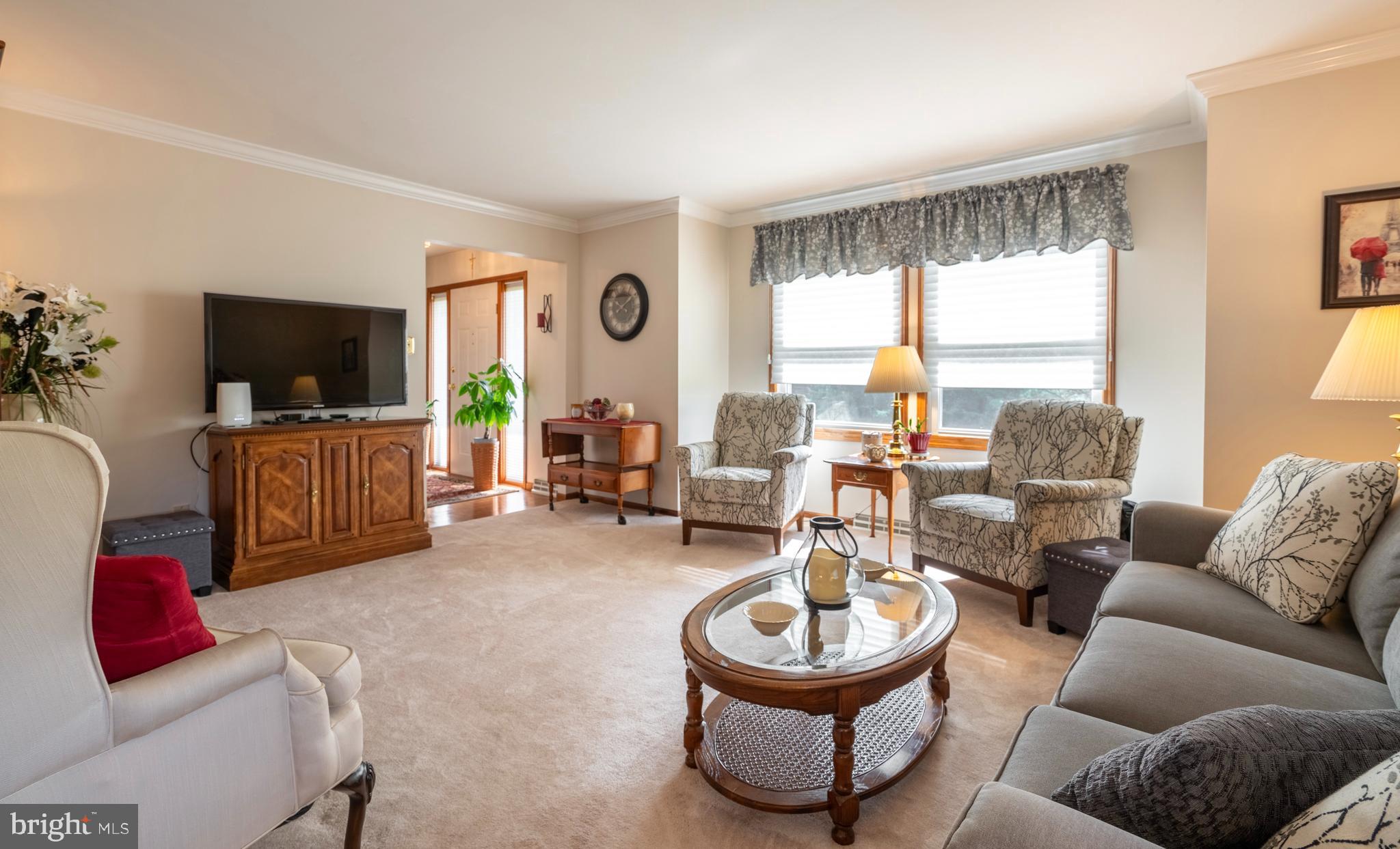1029 Hosensack Road Palm, PA 18070 - Photo 8 of 46 Living Room