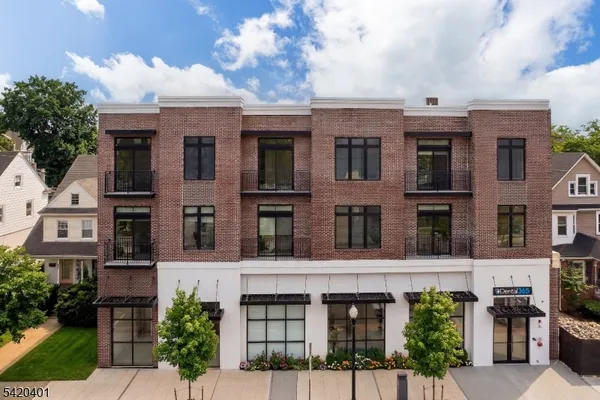 $4,200 | 423 South Avenue, Unit 206, Fanwood, NJ 07023