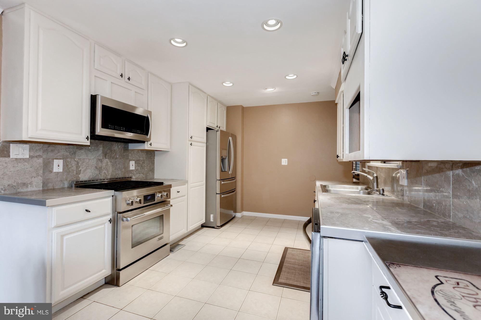 7420 Gary Street Springfield, VA 22150 - Photo 18 of 30 Kitchen