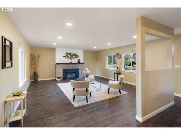 $495,000 | 450 Hunsaker Lane, Eugene, OR 97404