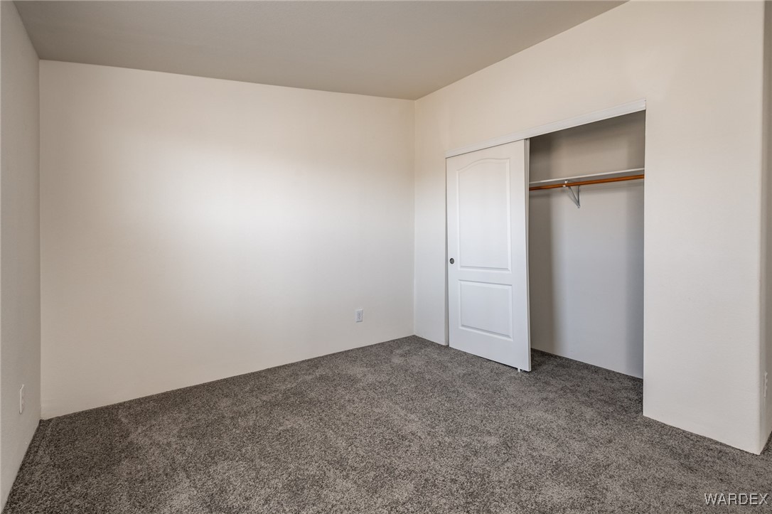 3454 Horn Road Golden Valley, AZ 86413 - Photo 10 of 39 Bedroom