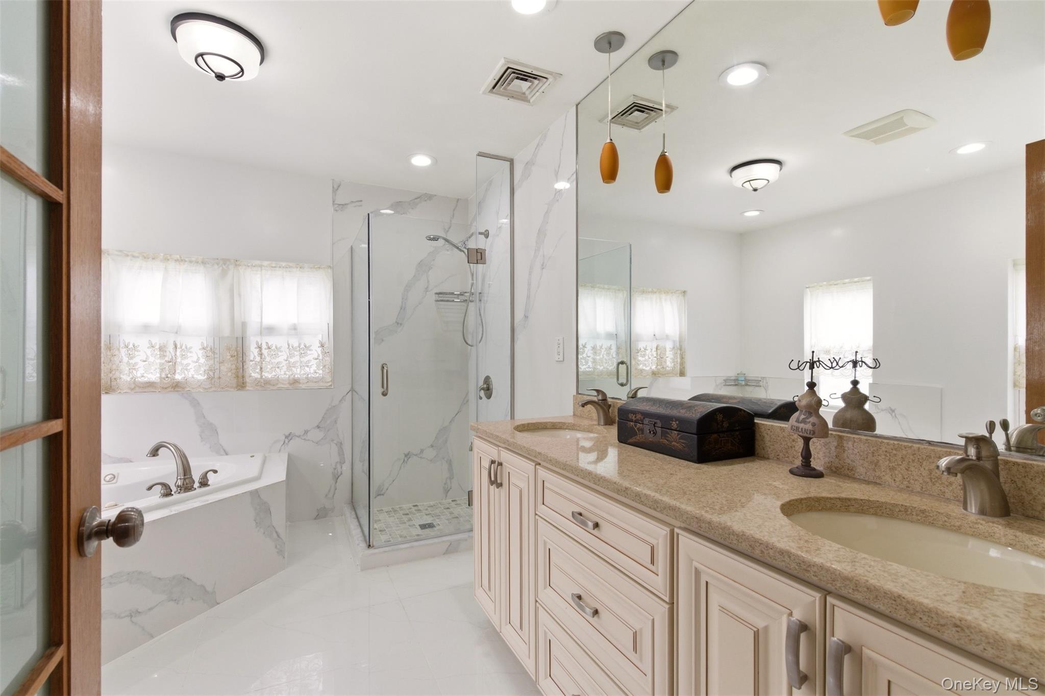 319 38th Road Queens, NY 11363 - Photo 17 of 41 Gallery Image 17