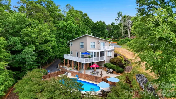 $795,000 | 140 Williams Cove Lane, Taylorsville, NC 28681